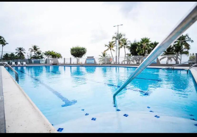 Downtown Beachfront Isla Verde Luxury Apartment San Juan Exterior foto