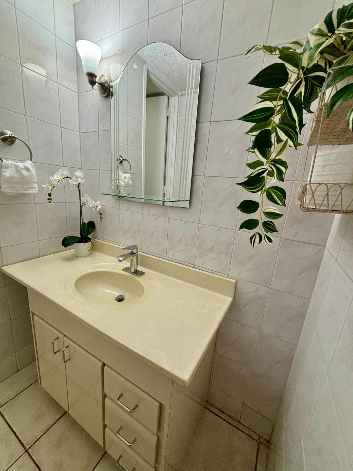 Downtown Beachfront Isla Verde Luxury Apartment San Juan Exterior foto